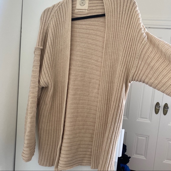 Urban Outfitters Wrap Cardigan - Picture 3 of 4